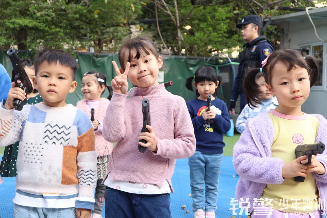 銳警少(shǎo)年(nián)警訓：海(hǎi)珠區(qū)思恩幼兒(ér)園小(xiǎo)特警體(tǐ)驗活動
