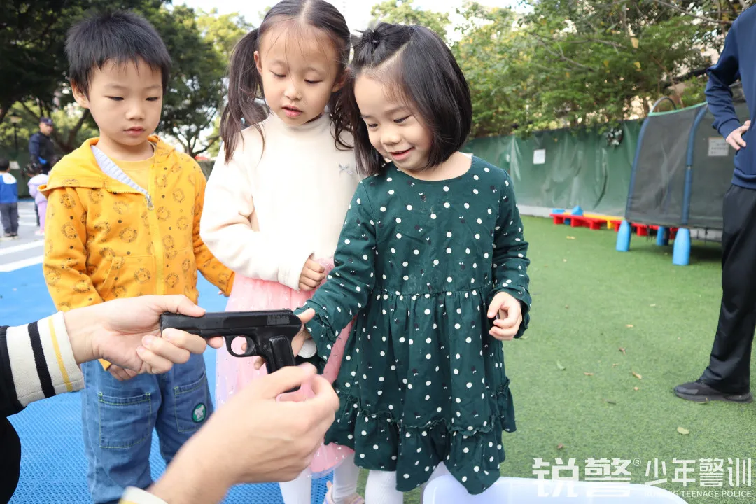 銳警少(shǎo)年(nián)警訓：海(hǎi)珠區(qū)思恩幼兒(ér)園小(xiǎo)特警體(tǐ)驗活動