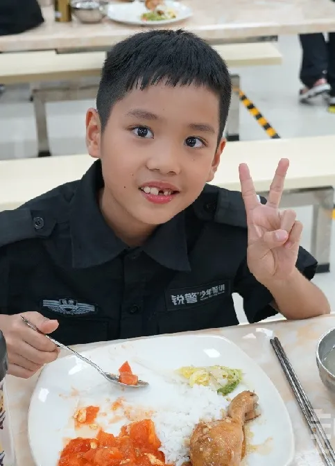 銳警少(shǎo)年(nián)警訓夏令營：揚帆起航，這(zhè)是(shì)一(yī)個(gè)嶄新的(de)開(kāi)始